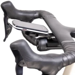 Aero Cockpit Halterung mit Garmin und GoPro Aufnahme