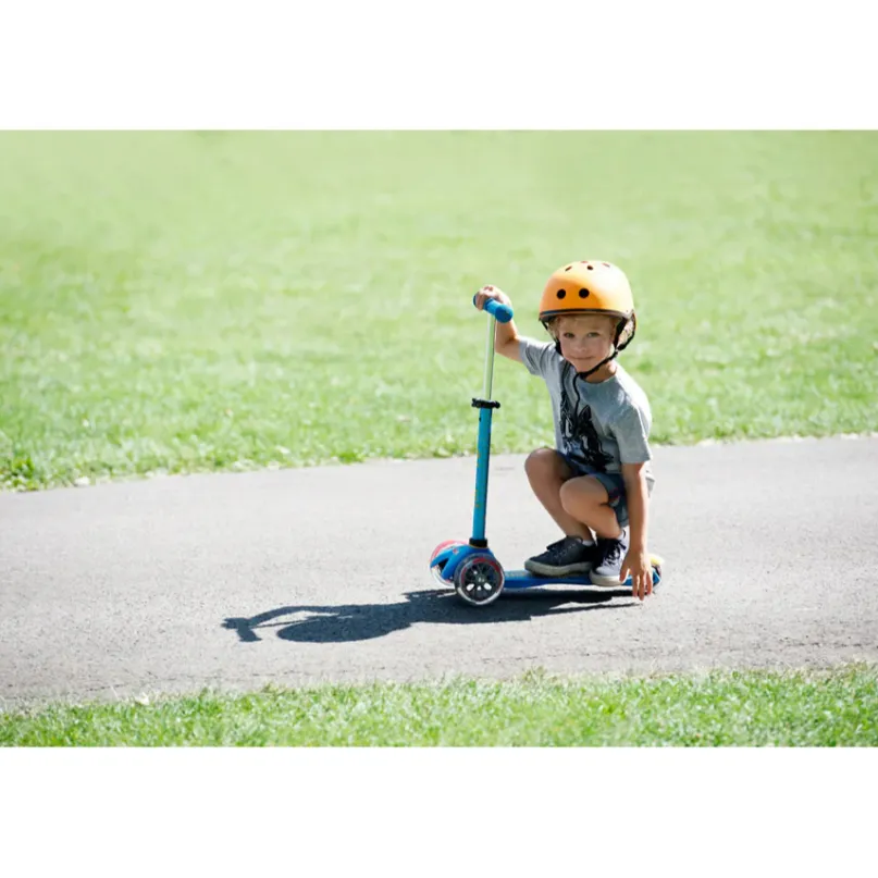 mini micro deluxe Roller Kinder blau