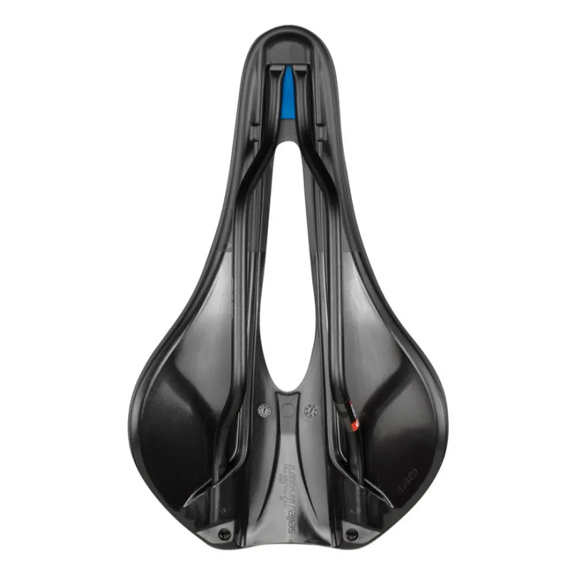 Novus Boost EVO Gravel TM Superflow Fahrradsattel schwarz