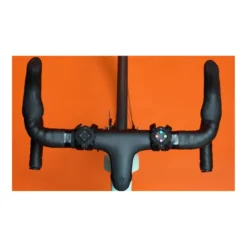 Rollentrainer Avanti mit Zwift Cog und Click Schalthebel