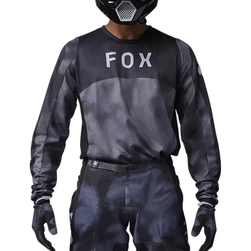 180 Taunt Crossshirt